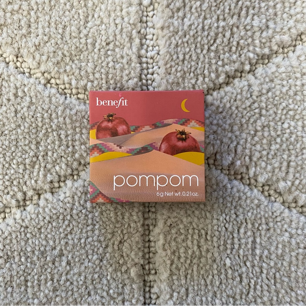 COPY - Benefit Cosmetics PomPom Pressed powder blush makeup (NEW)